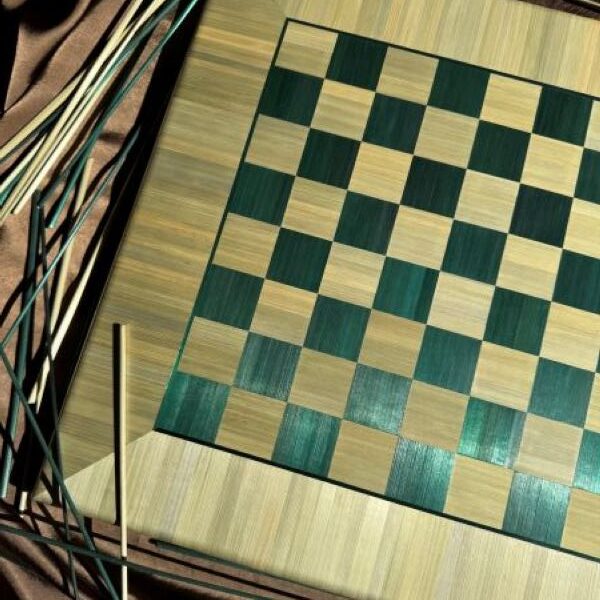 jeu d'echec en marqueterie de paille